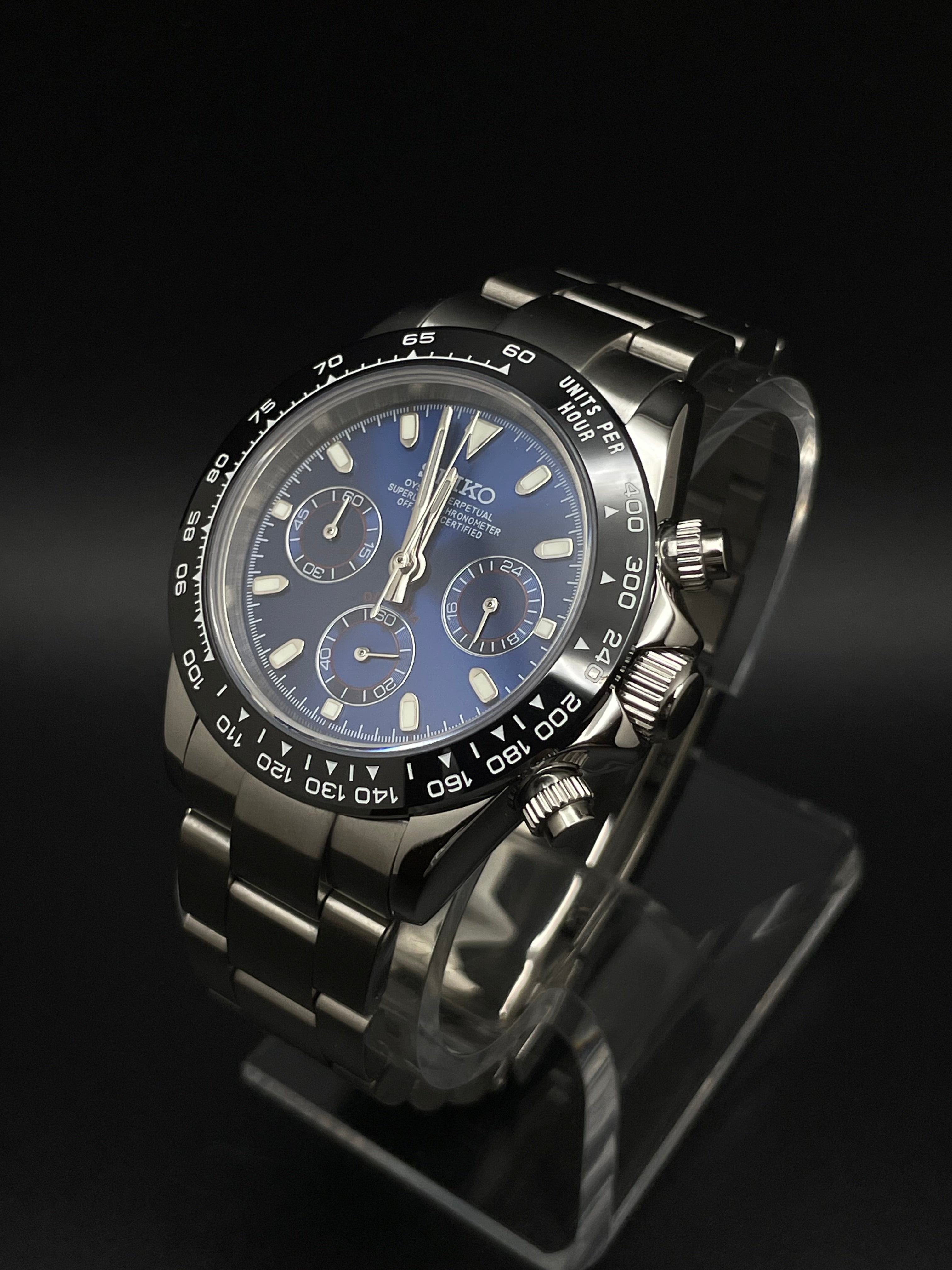 SEITONA BLUE ON BLACK