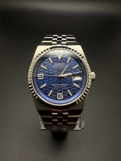 SEIKO LAND DWELLER BLUE DIAL