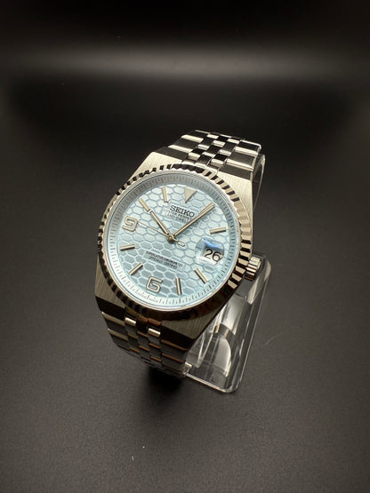 SEIKO LAND DWELLER ICE BLUE