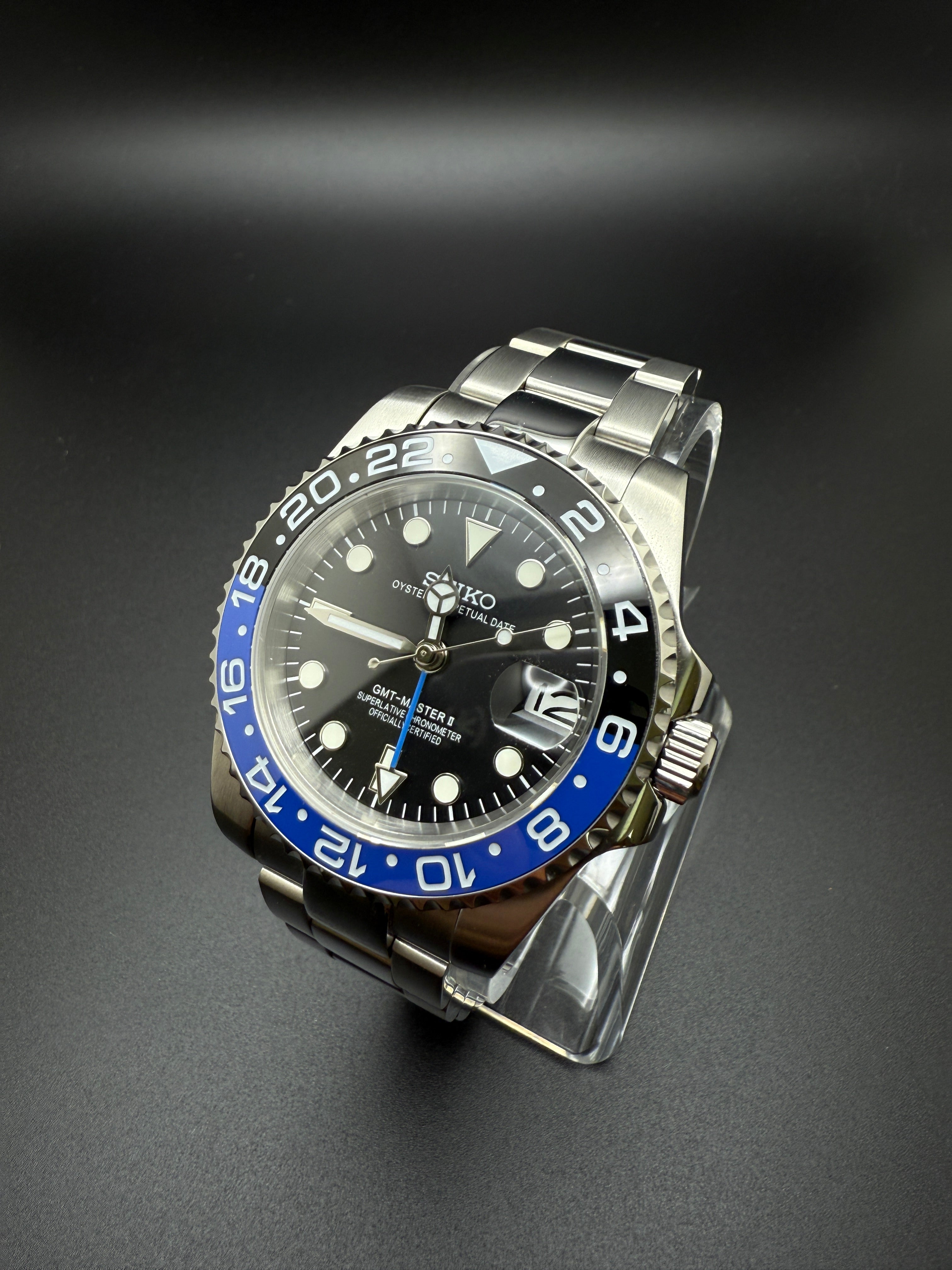 GMT MOD - BATMAN/BATGIRL