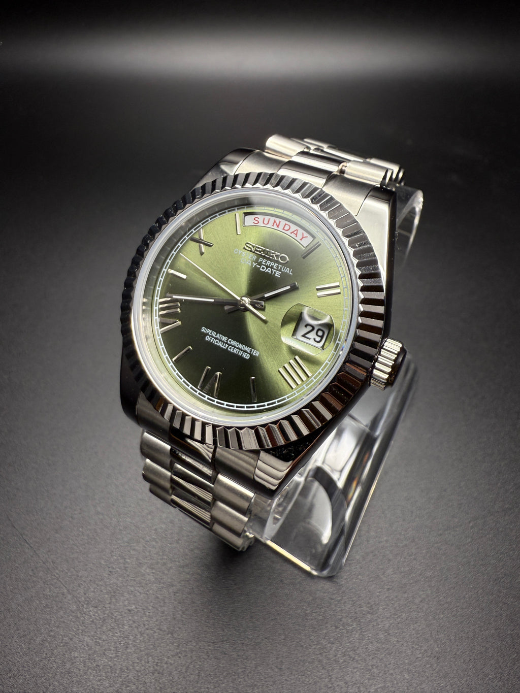 DAY-DATE MOD - OLIVE ROMAN