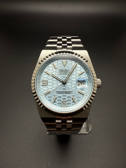 SEIKO LAND DWELLER ICE BLUE